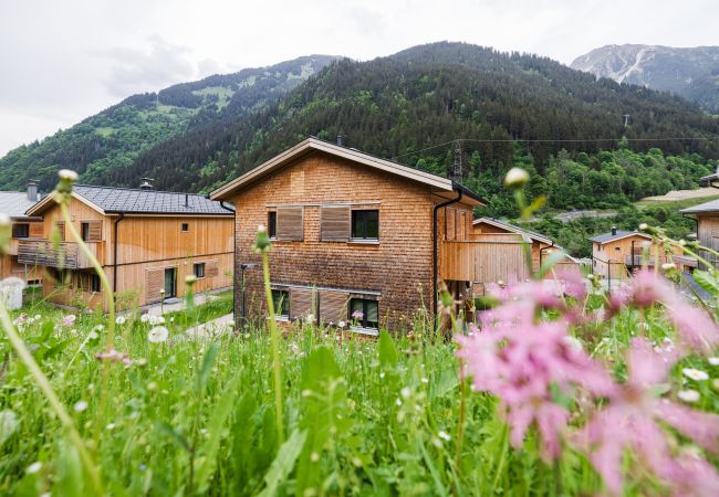 Appartement in St. Gallenkirch - Kollin Chalet-Apartment mit Terasse und Garten |3EG | 47031 Appartement in St. Gallenkirch - Kollin Chalet-Apartment mit Terasse und Garten |3EG | 47031
