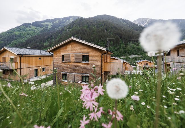 Appartement in St. Gallenkirch - Kollin Chalet-Apartment mit Terasse und Garten |3EG | 47031 Appartement in St. Gallenkirch - Kollin Chalet-Apartment mit Terasse und Garten |3EG | 47031