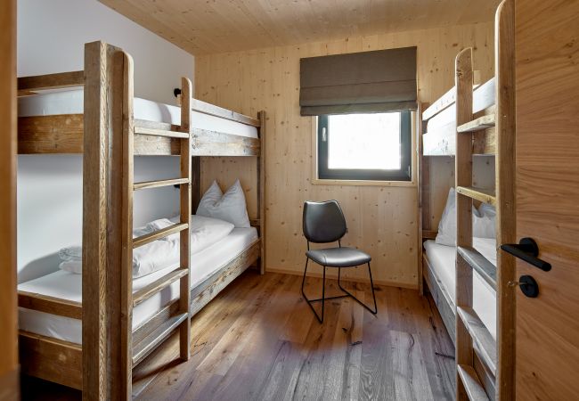 Bedroom Alm Lodge 2 2 bunk beds in Alm Lodge 2