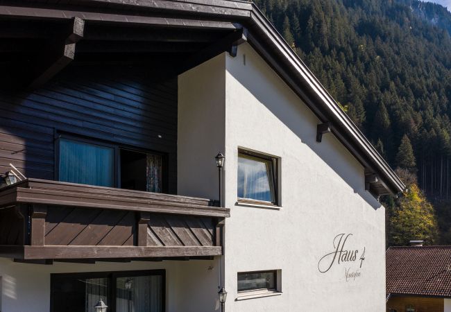 Ferienwohnung in Gaschurn - Enzian - die schicke 2-Schlafzimmer Wohnung mit 7 Schlafplätzen | 1109 Ferienwohnung in Gaschurn - Enzian - die schicke 2-Schlafzimmer Wohnung mit 7 Schlafplätzen | 1109