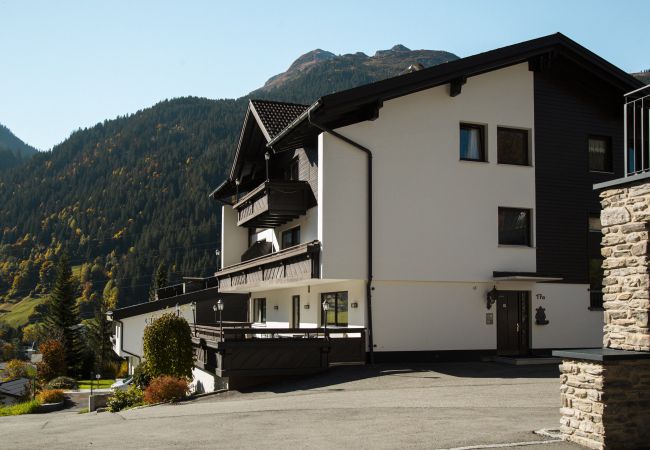 Ferienwohnung in Gaschurn - Enzian - die schicke 2-Schlafzimmer Wohnung mit 7 Schlafplätzen | 1109 Ferienwohnung in Gaschurn - Enzian - die schicke 2-Schlafzimmer Wohnung mit 7 Schlafplätzen | 1109
